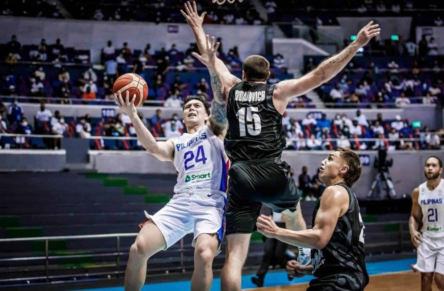 A basketball player from New Zealand thwarts Gilas in the FIBA World Cup Qualifiers.
